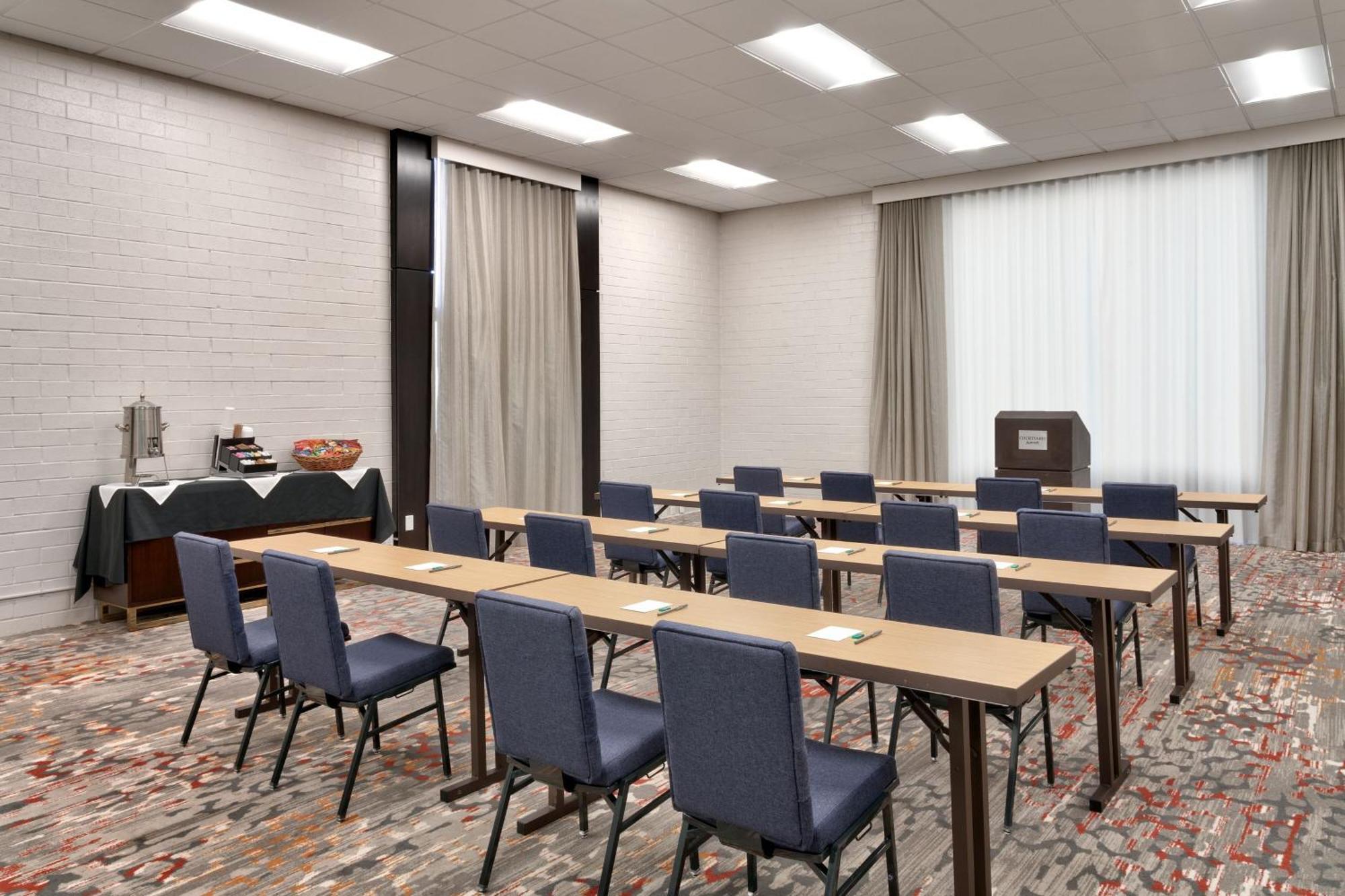 Courtyard By Marriott Ogden Hotel Exterior photo