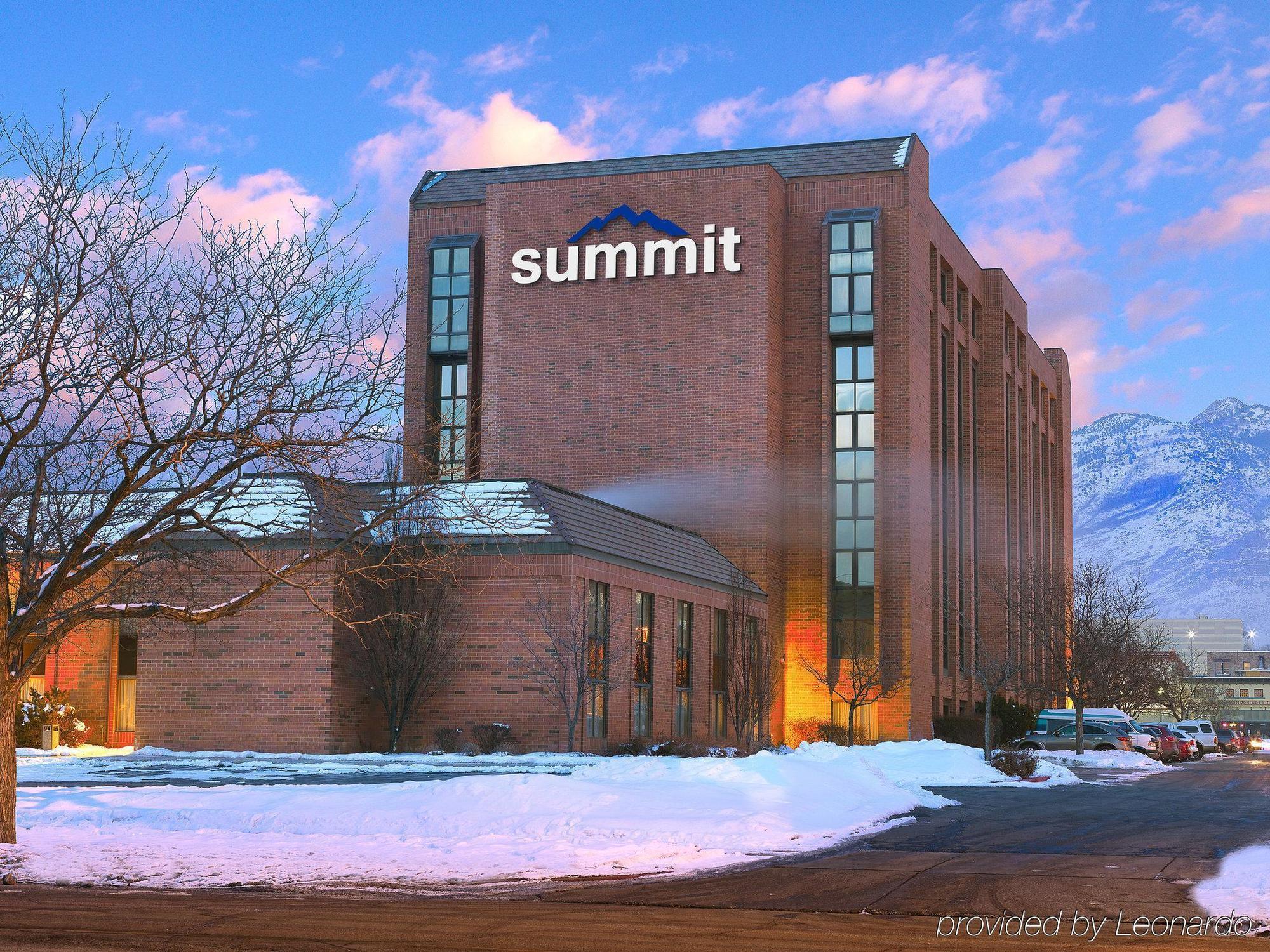 Courtyard By Marriott Ogden Hotel Exterior photo